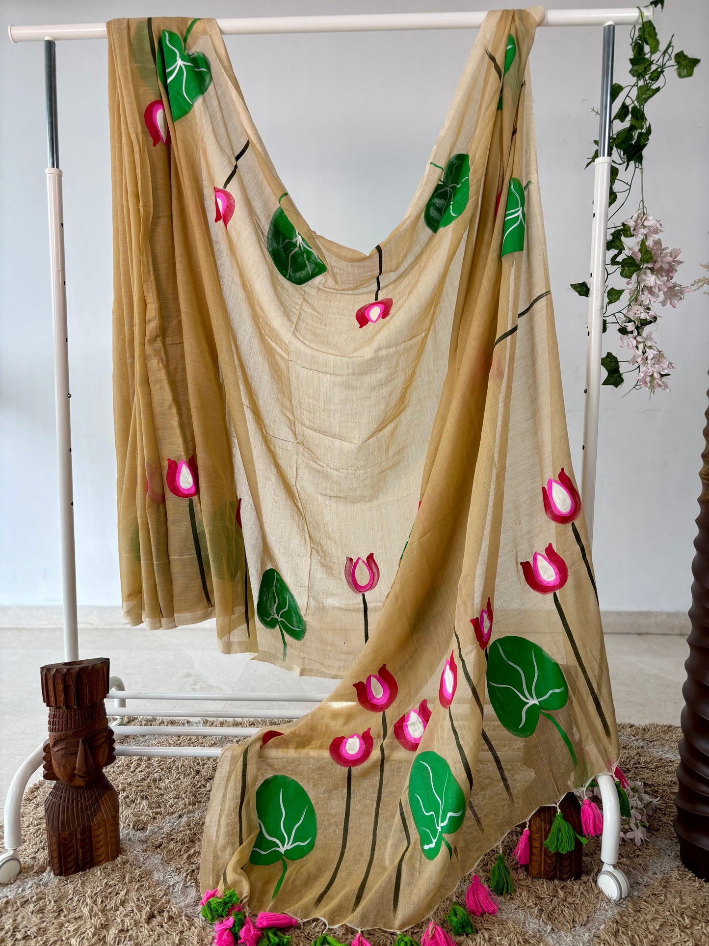 Handpainted Mul Cotton Saree – Floral Bloom